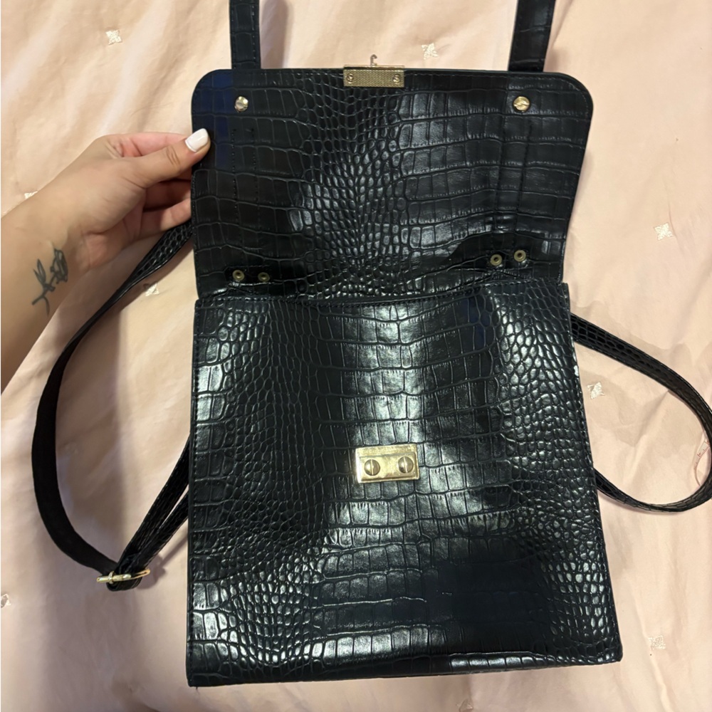 ASOS Black Croc-Embossed Structured Bag - Picture 4 of 9
